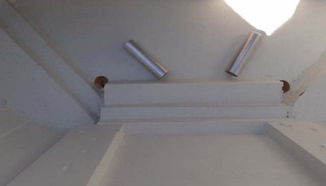 Gaten voor de uitlaten